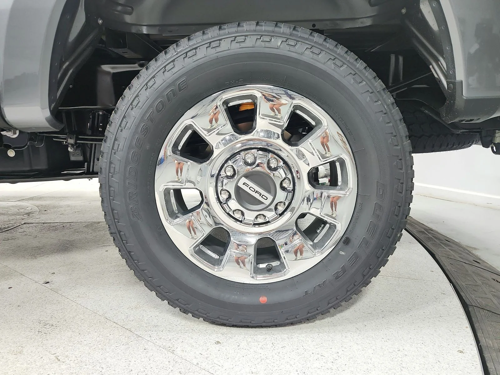 New 2026 Carbonized Gray Metallic Ford F-250® Lariat® image 50