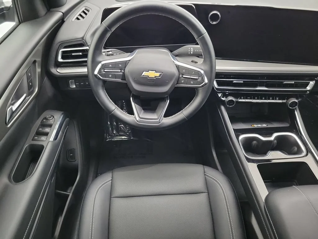 2026 Chevrolet Traverse LT - Photo 13