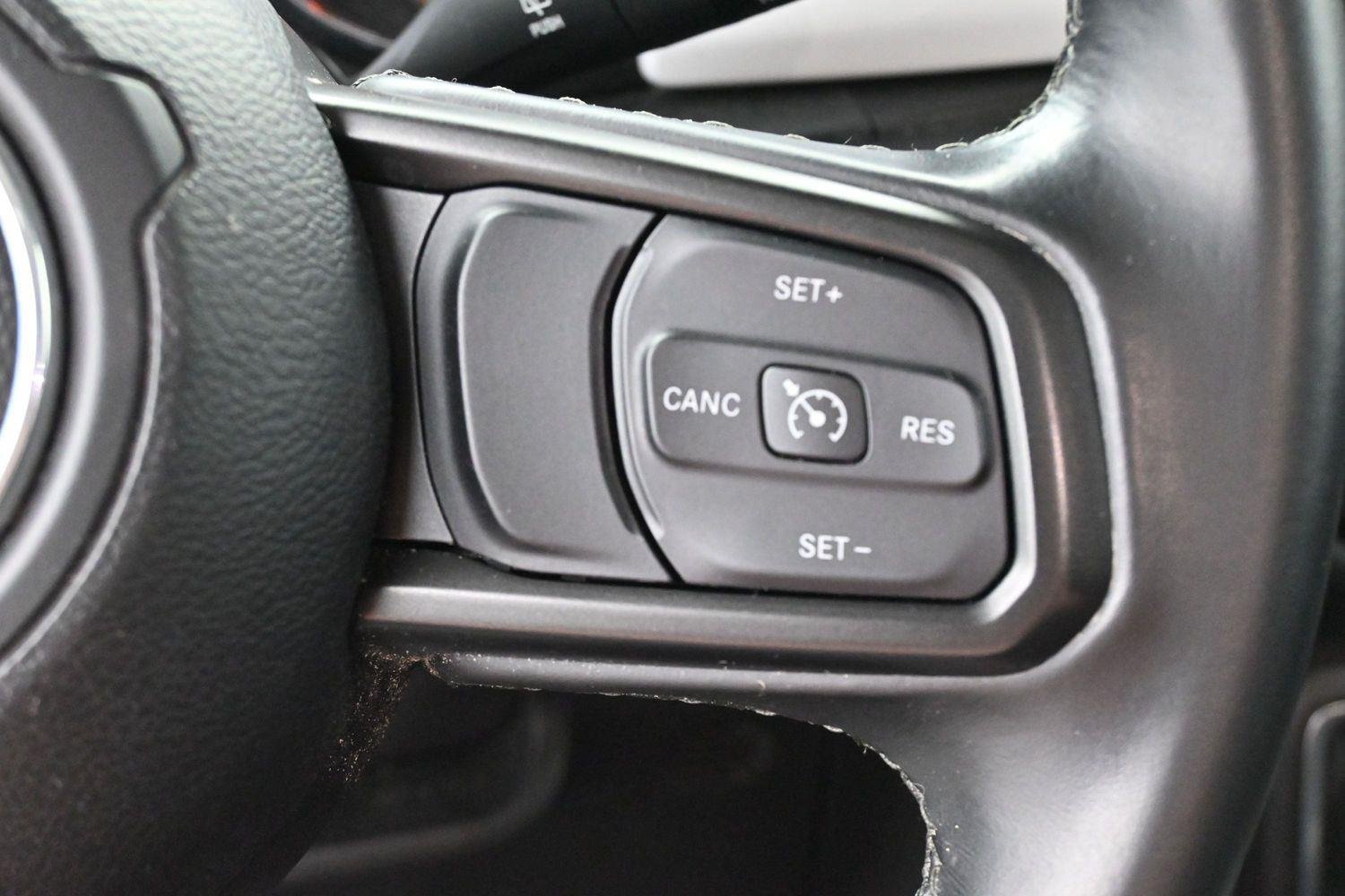 Used 2021 Bright White Clearcoat Jeep Unlimited Islander image 18