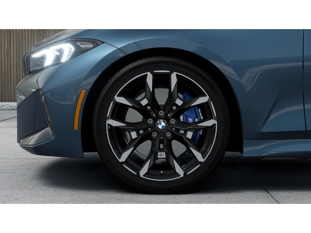 New 2026 Arctic Race Blue metallic BMW 330i xDrive image 7