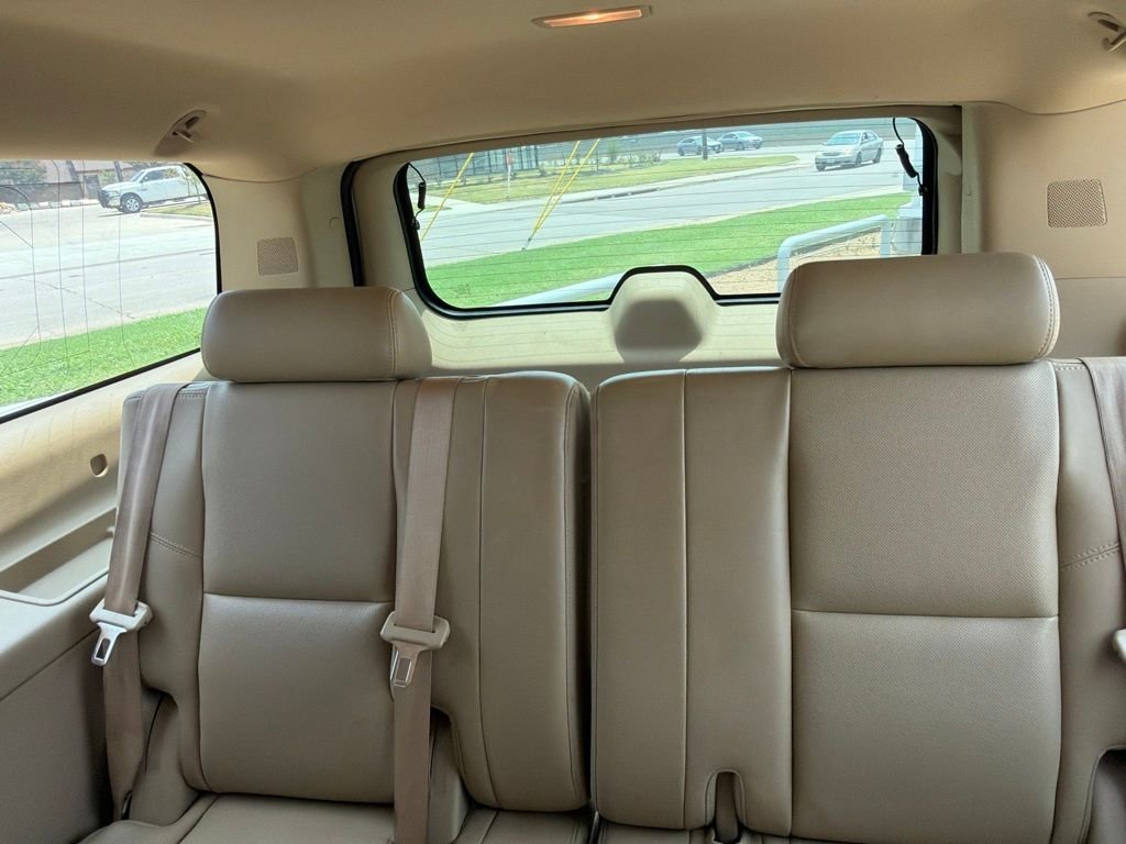 Used 2010 White Chevrolet LTZ image 6