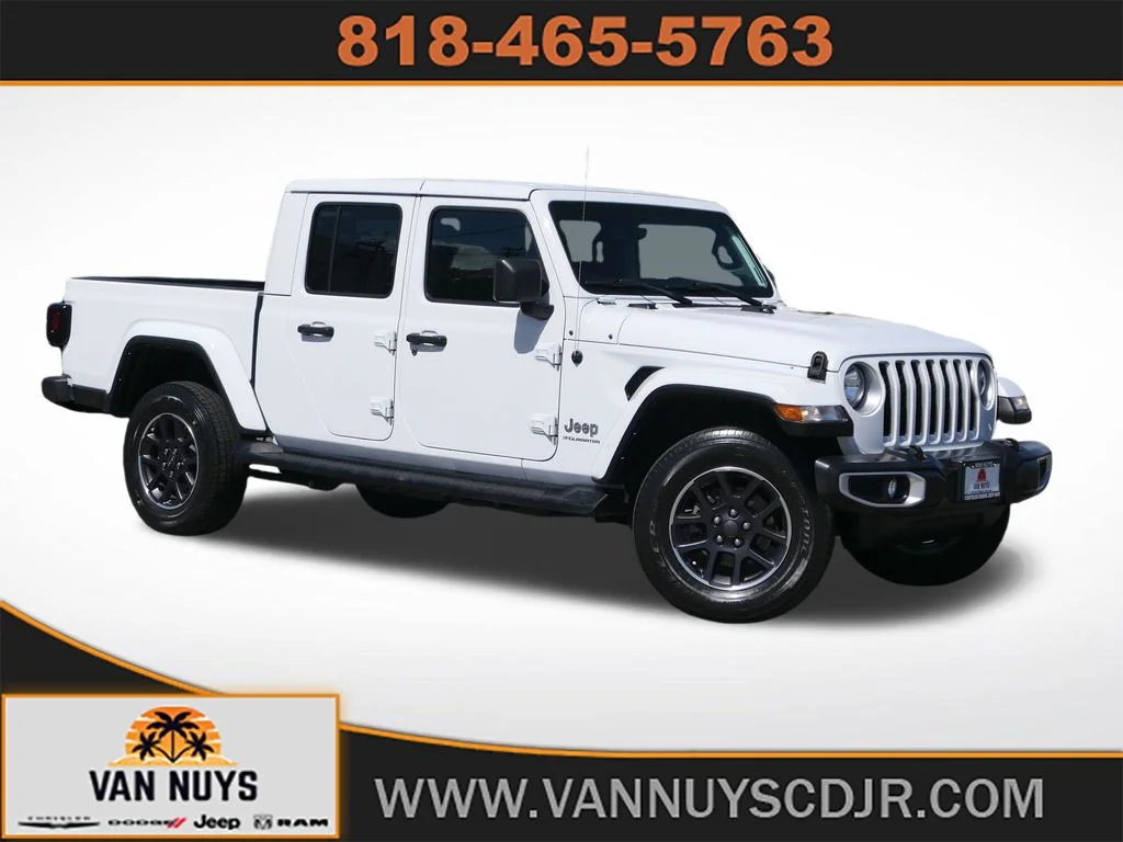 2023 Jeep Gladiator Overland's photo