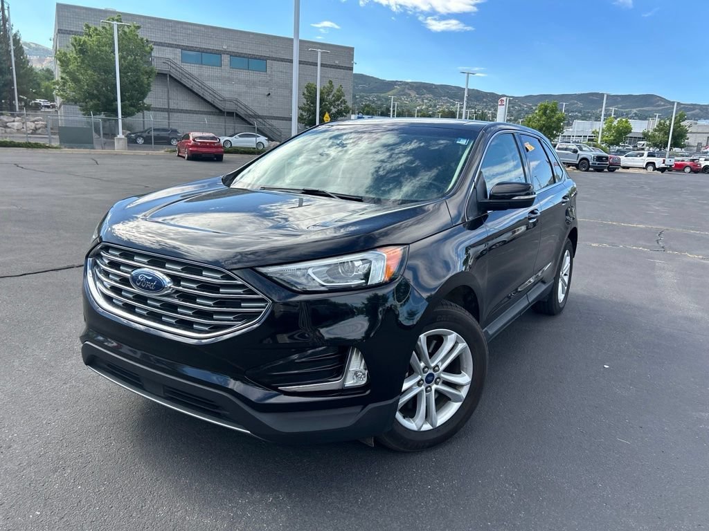 Used 2019 Black Metallic Ford SEL image 16