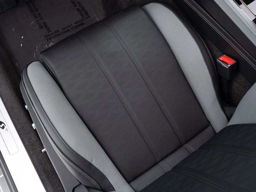New 2026 Gravity Grey Bentley S image 27