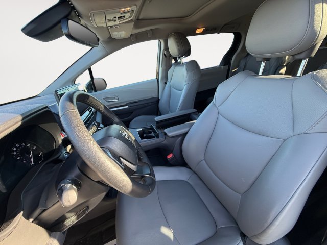 Used 2023  Toyota XLE image 11