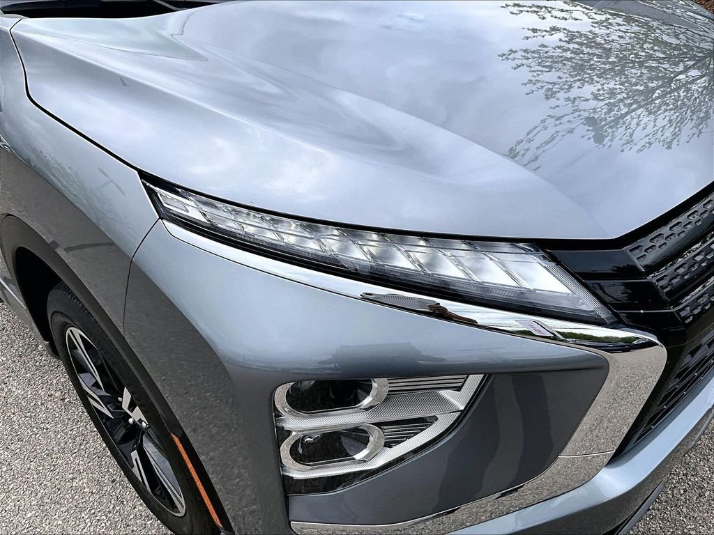Used 2024 Gray Mitsubishi SE image 30
