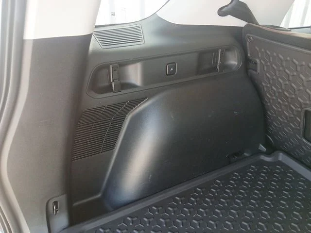 Used 2022 Blue Ford Badlands image 19