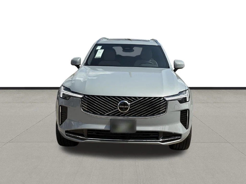 New 2026 Vapour Grey Volvo Plus image 2