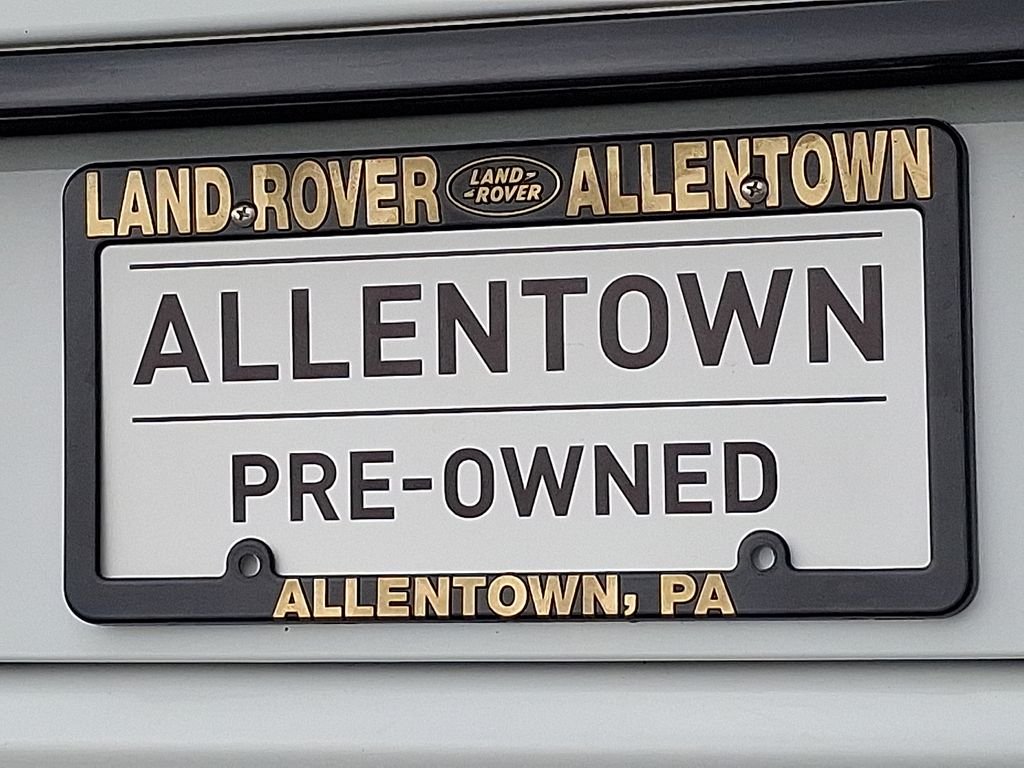 Used 2019 Fuji White Land Rover 3.0L V6 Supercharged HSE image 32