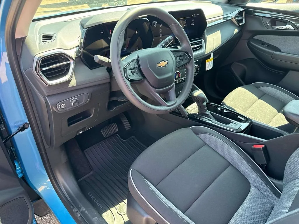New 2026 Marina Blue Metallic Chevrolet LT image 25