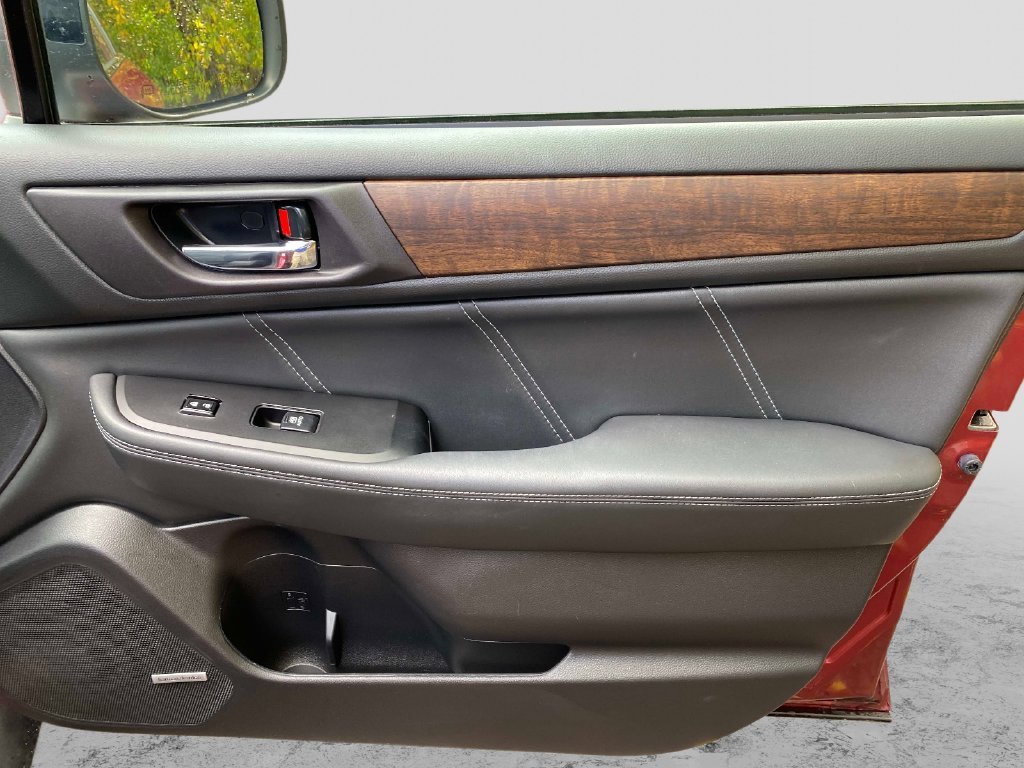 Used 2019 Red Subaru 2.5i image 27
