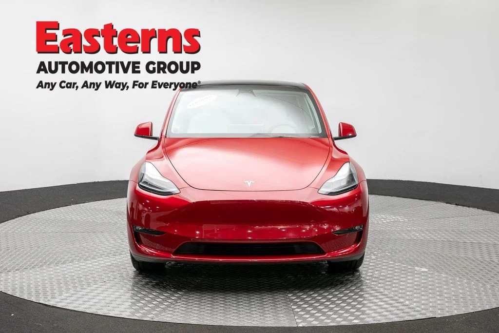 Used 2023 Red Tesla Long Range image 2