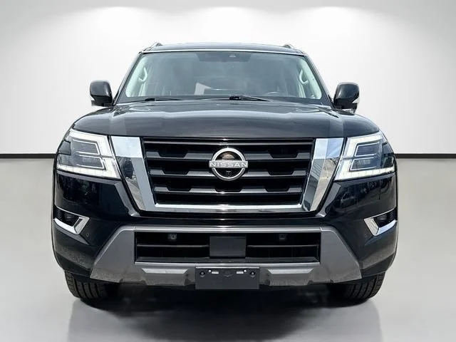 Used 2024 Super Black Nissan SL image 8