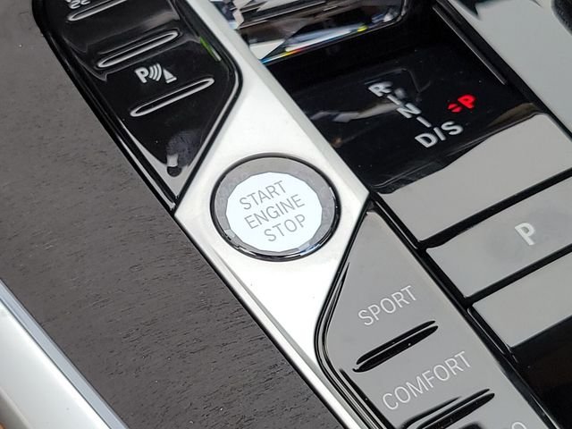 New 2026 Black BMW xDrive40i image 28