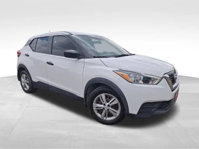 2020 Nissan Kicks S