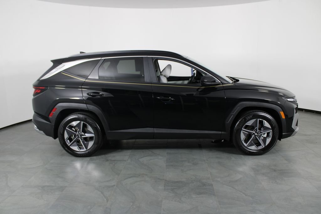 Certified Used 2026 Black Hyundai SEL image 15