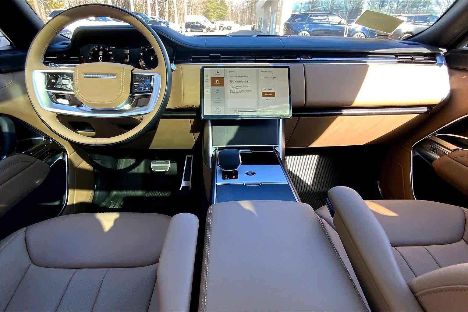 View vehicle photo 7