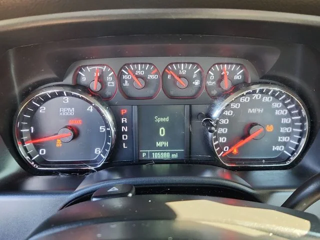 Used 2018 Silver GMC Base image 33