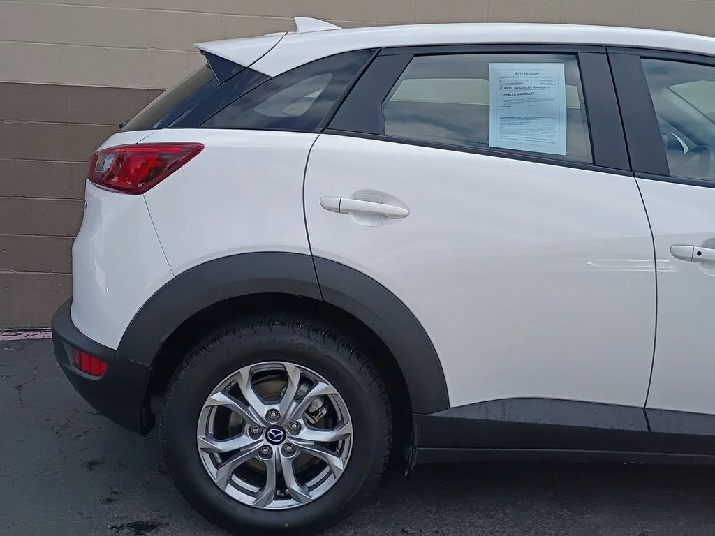 Used 2016 Crystal White Pearl Mica Mazda Touring image 4