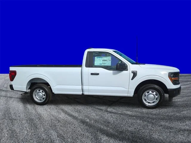 New 2026 Oxford White Ford XL image 3