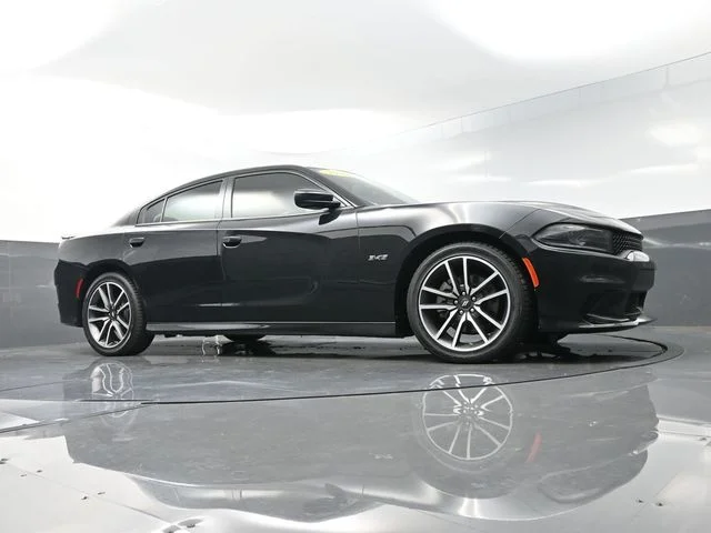 Used 2023 Black Dodge R/T image 41