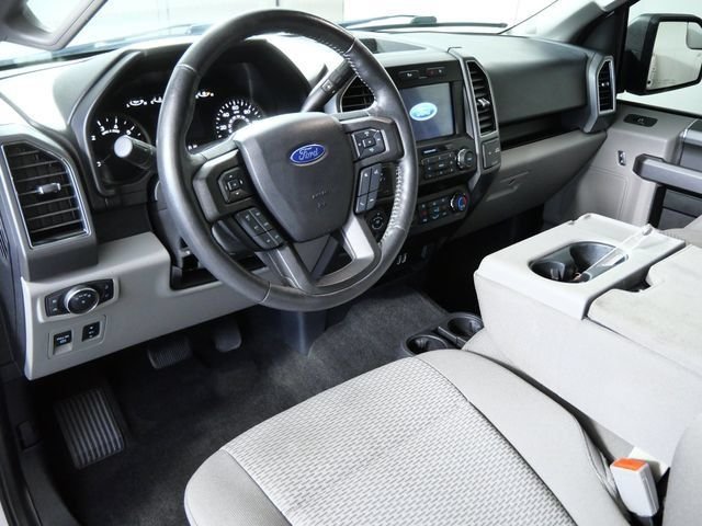 Used 2020 White Ford XLT image 3