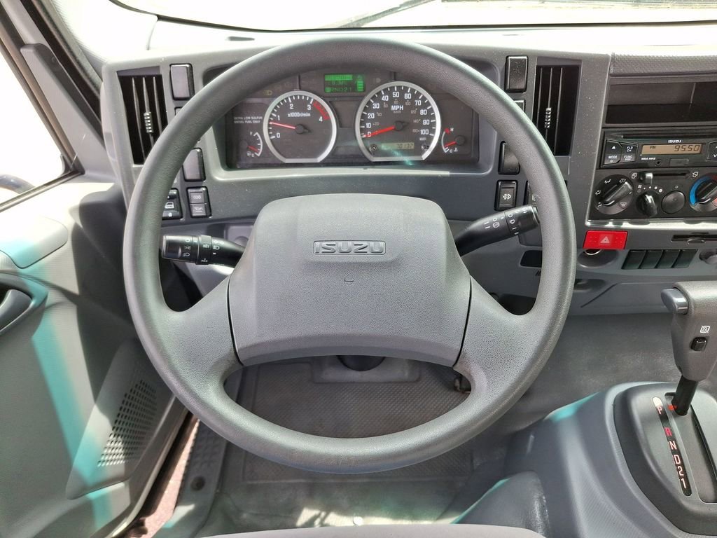 Used 2016 White Isuzu IBT PWL image 11