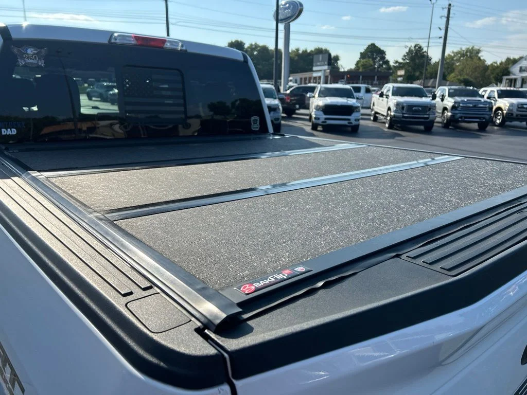 Used 2019 Oxford White Ford XLT image 16