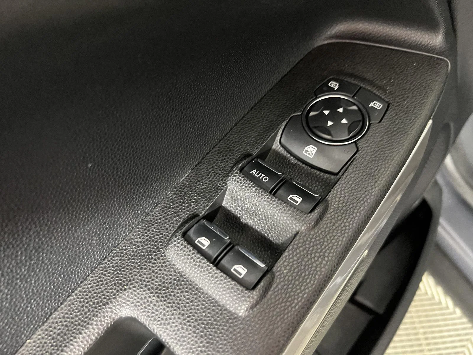 Used 2019 Gy Ford Titanium image 24
