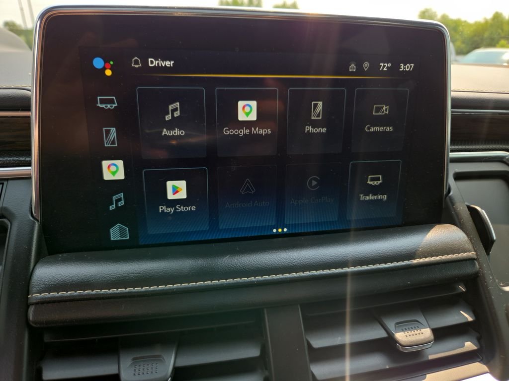 Used 2022 Black Chevrolet Premier image 18