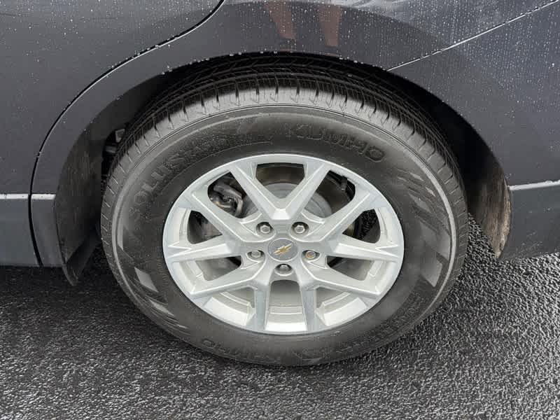 Used 2022 Iron Gray Metallic Chevrolet LT image 6