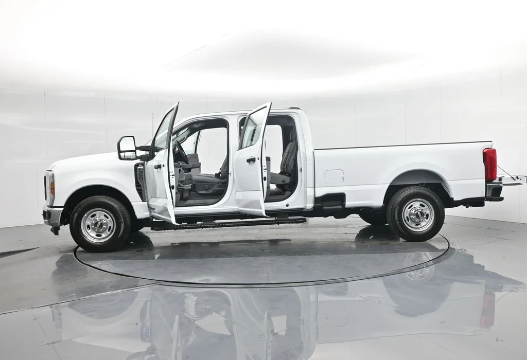 New 2026 White Ford XL image 37