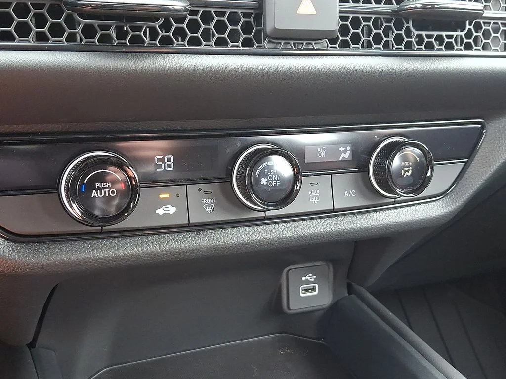 Certified Used 2025  Honda LX image 15