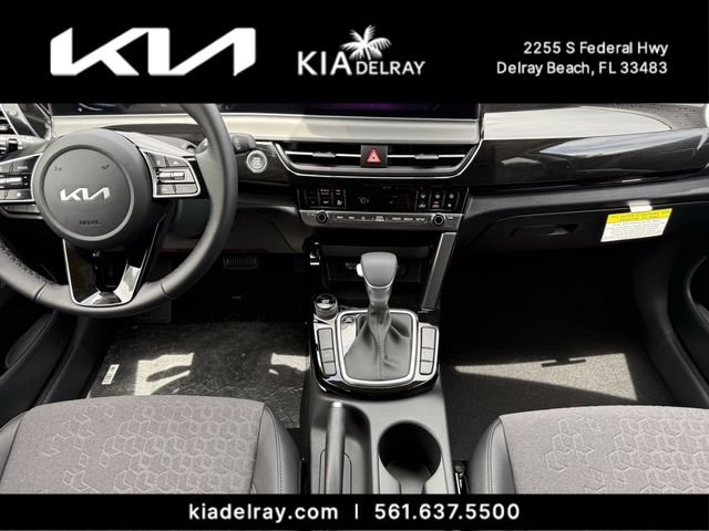 New 2026 Pluton Blue / Black Roof Kia S image 12