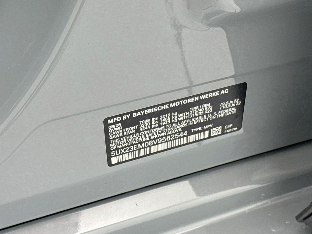 Used 2027 Gray Metallic BMW xDrive40i image 31