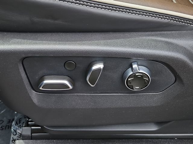 Used 2026 Onyx Black GMC Denali Ultimate image 22