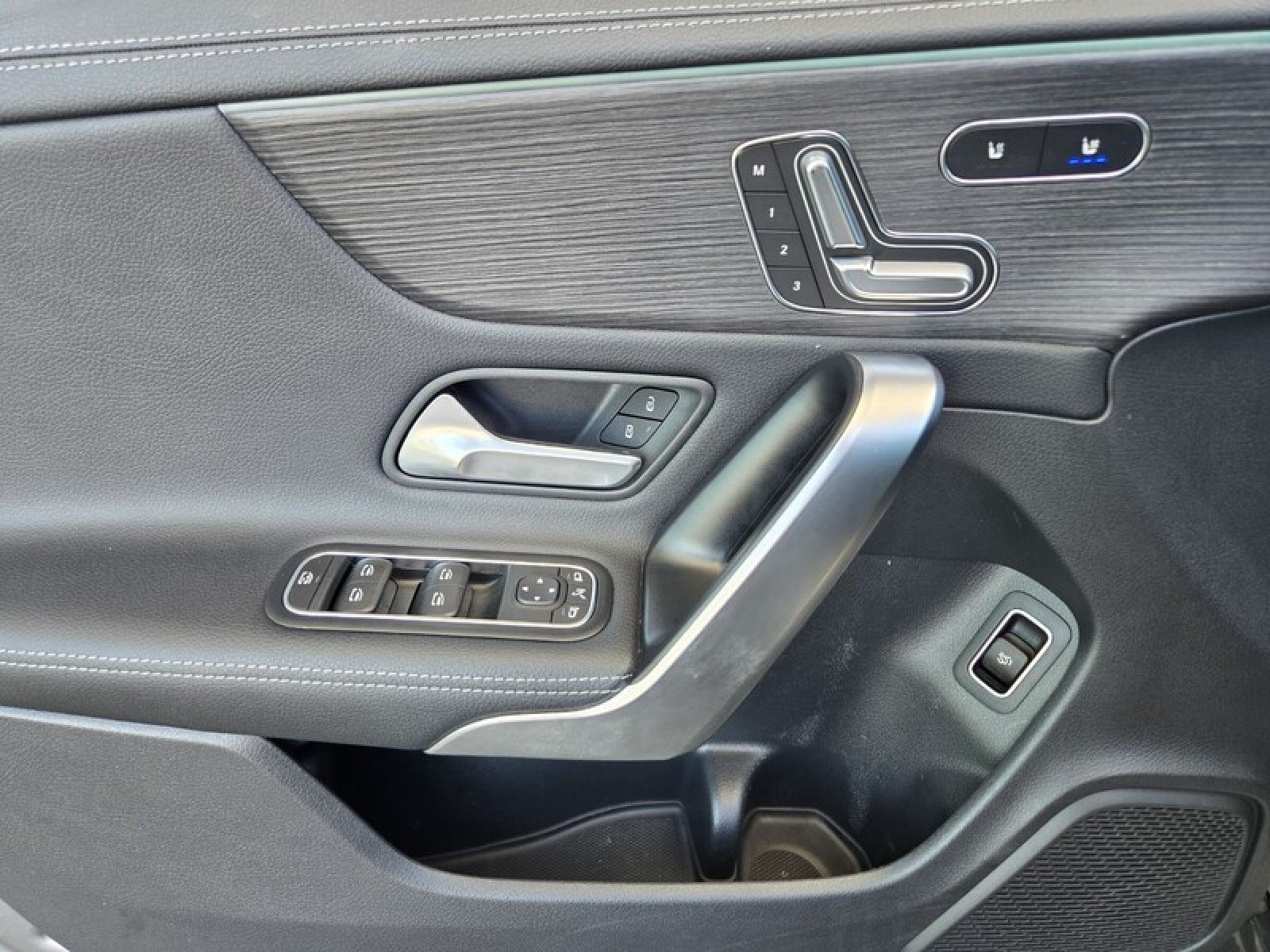 Certified Used 2022 Mountain Grey Metallic Mercedes-Benz CLA 250 image 23