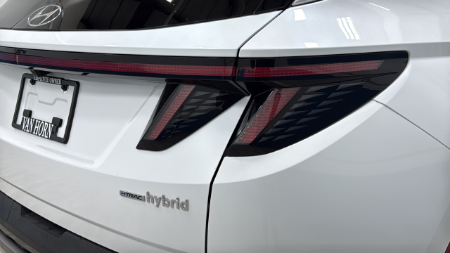 Used 2024 White Pearl Hyundai Limited image 40