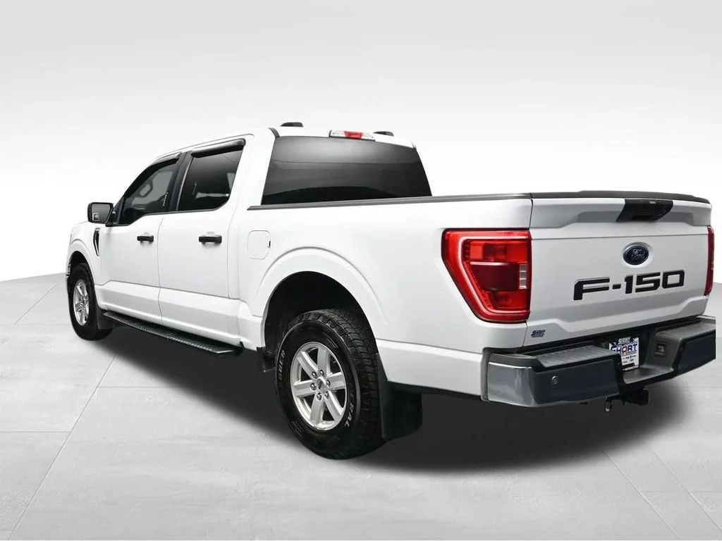 Used 2022 White Ford XLT image 3