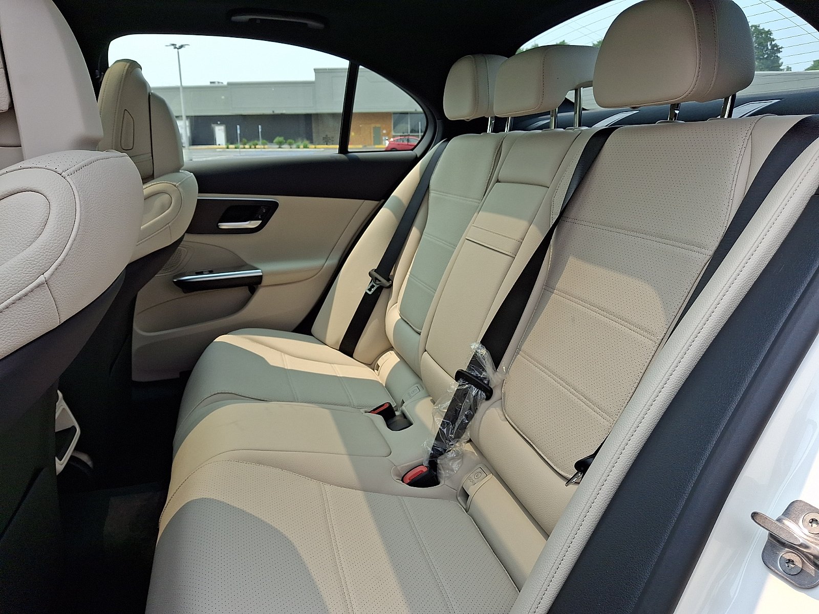 New 2026 Polar White Mercedes-Benz C 300 image 8
