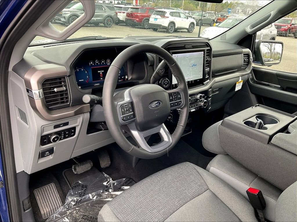 New 2026 Blue Metallic Ford XLT image 9