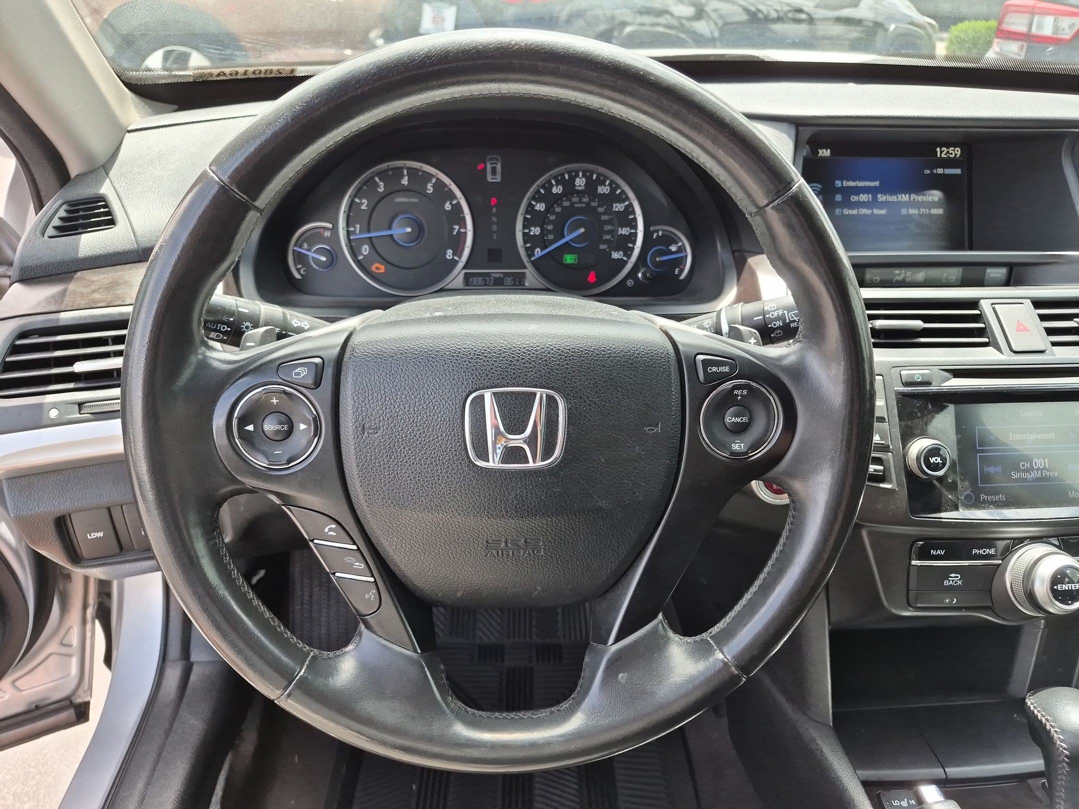 Used 2014 Silver Honda EX-L image 17
