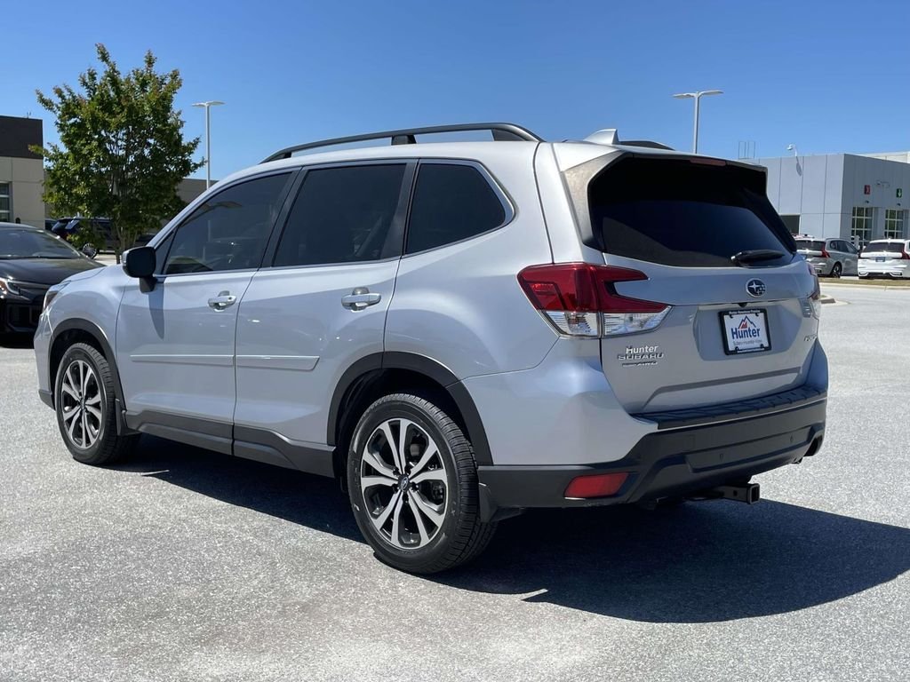 Used 2020 Ice Silver Metallic Subaru Limited image 27
