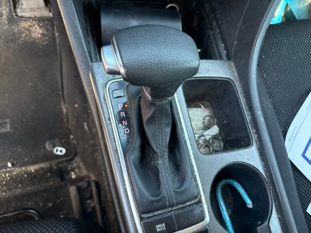 Used 2019 White Kia LX image 13