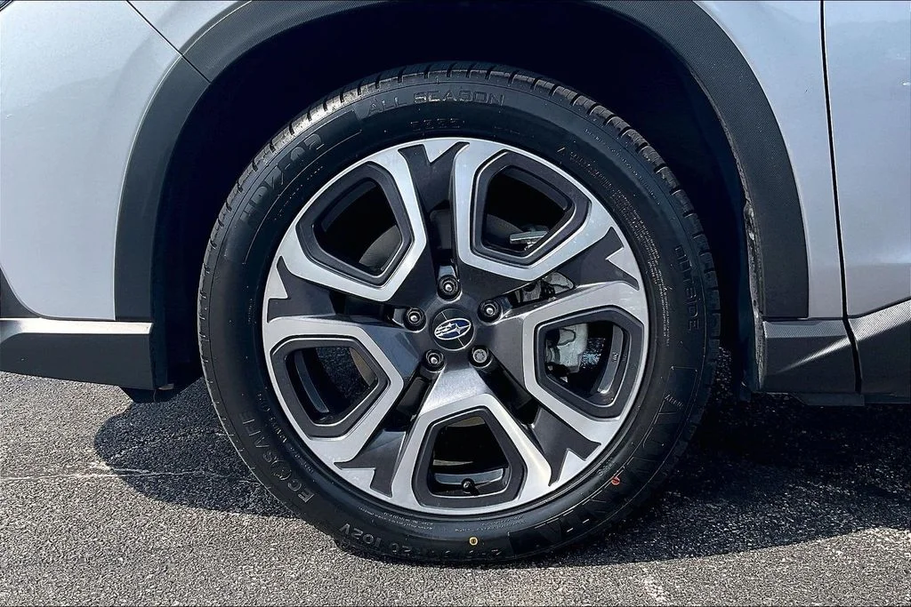 Used 2023 Silver Subaru Limited image 10