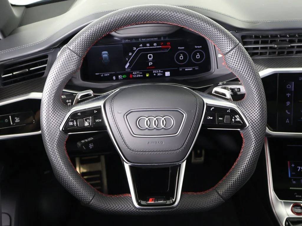 Used 2025 Mythos Black Metallic Audi 4.0T image 43