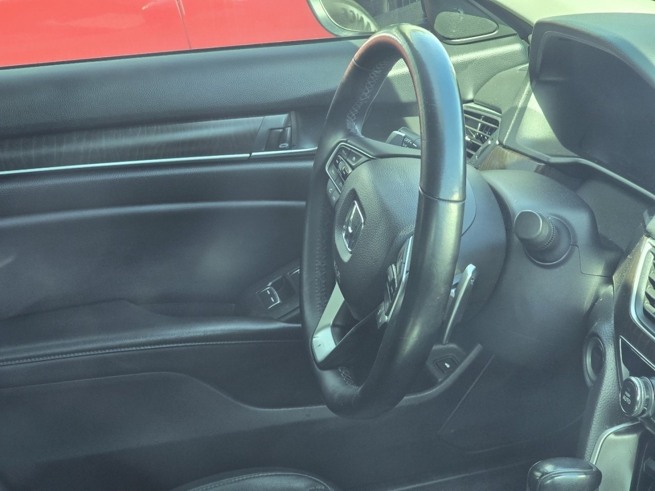 Used 2018  Honda Touring image 21