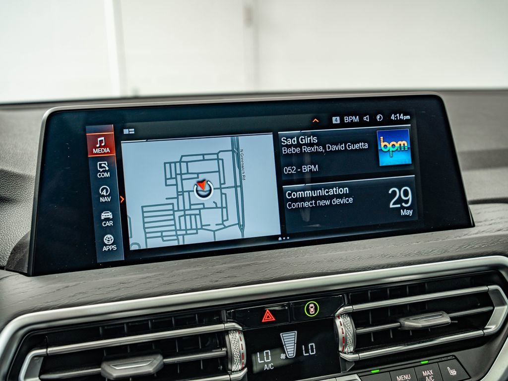 Used 2024 Jet Black BMW xDrive30i image 25