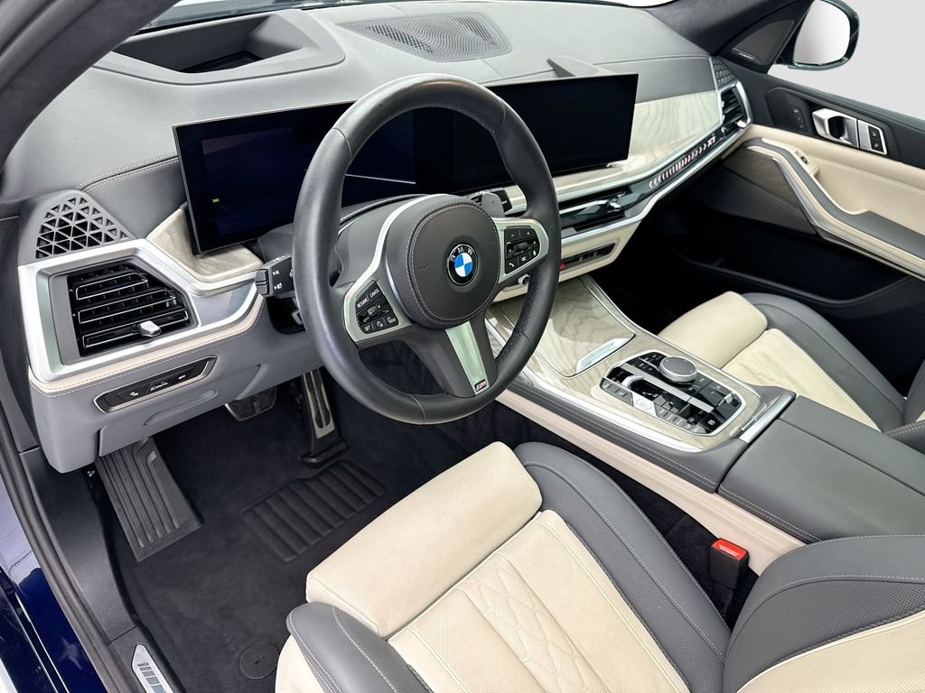 2026 BMW X7 40i - Photo 9