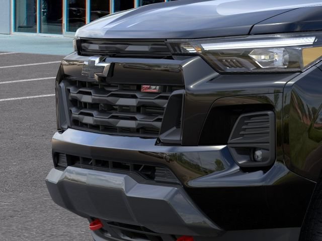 New 2026 Black Chevrolet Z71 image 13